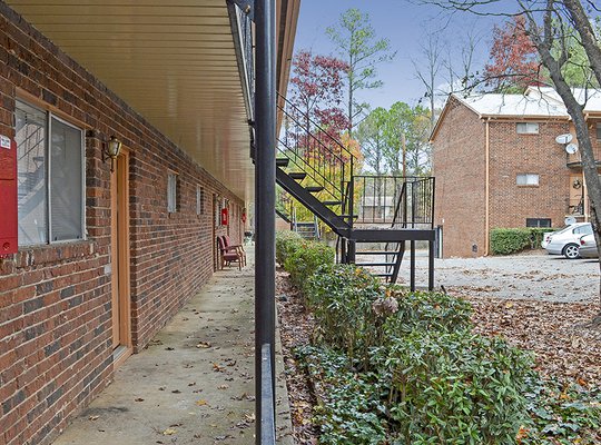 Shallowford Pines Apartments located off Shallowford Road in Atlanta